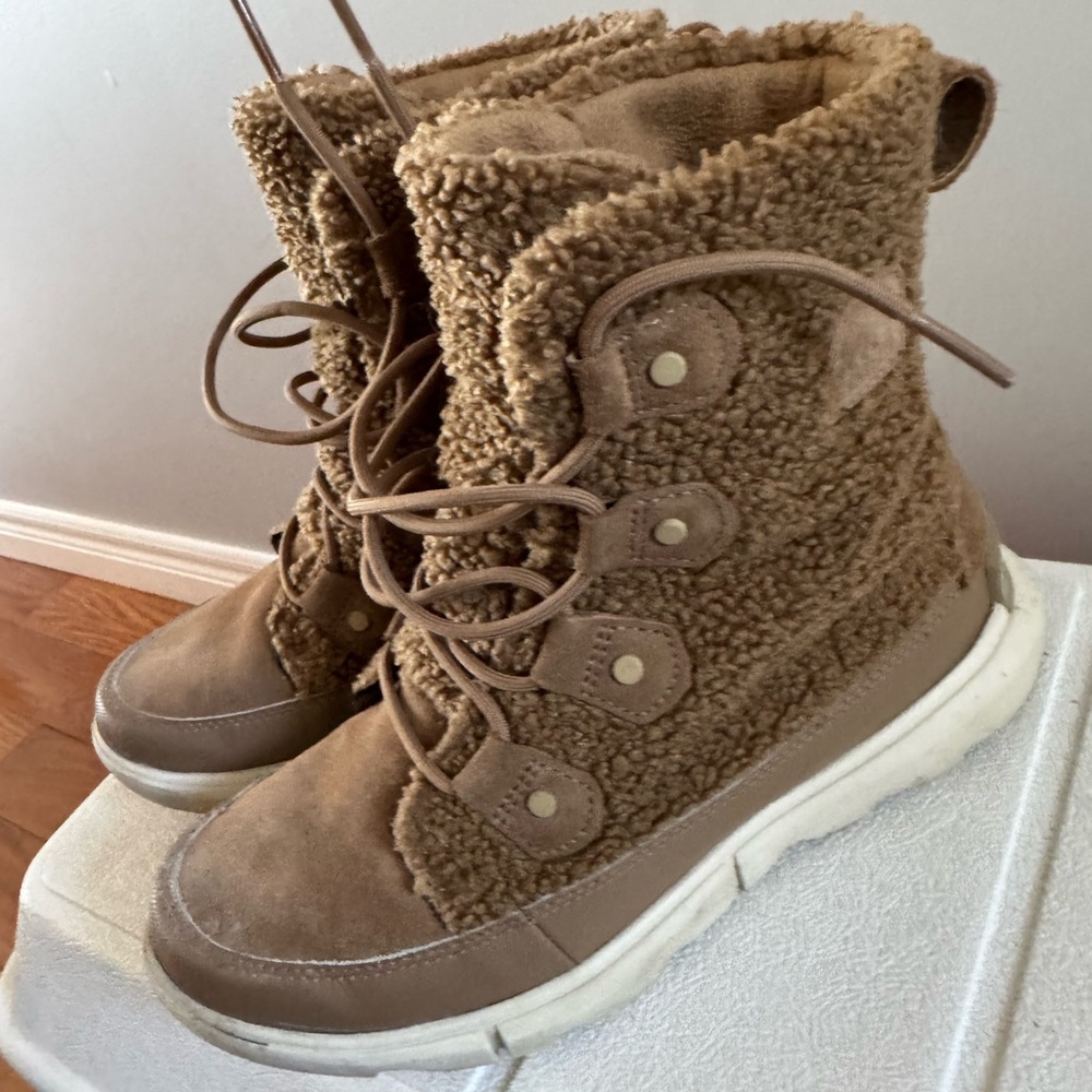 Sorel Explorer Joan Cozy Boot